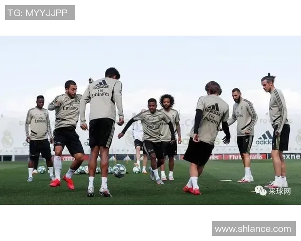 皇马对阵埃瓦尔精彩直播全程回顾与赛后分析